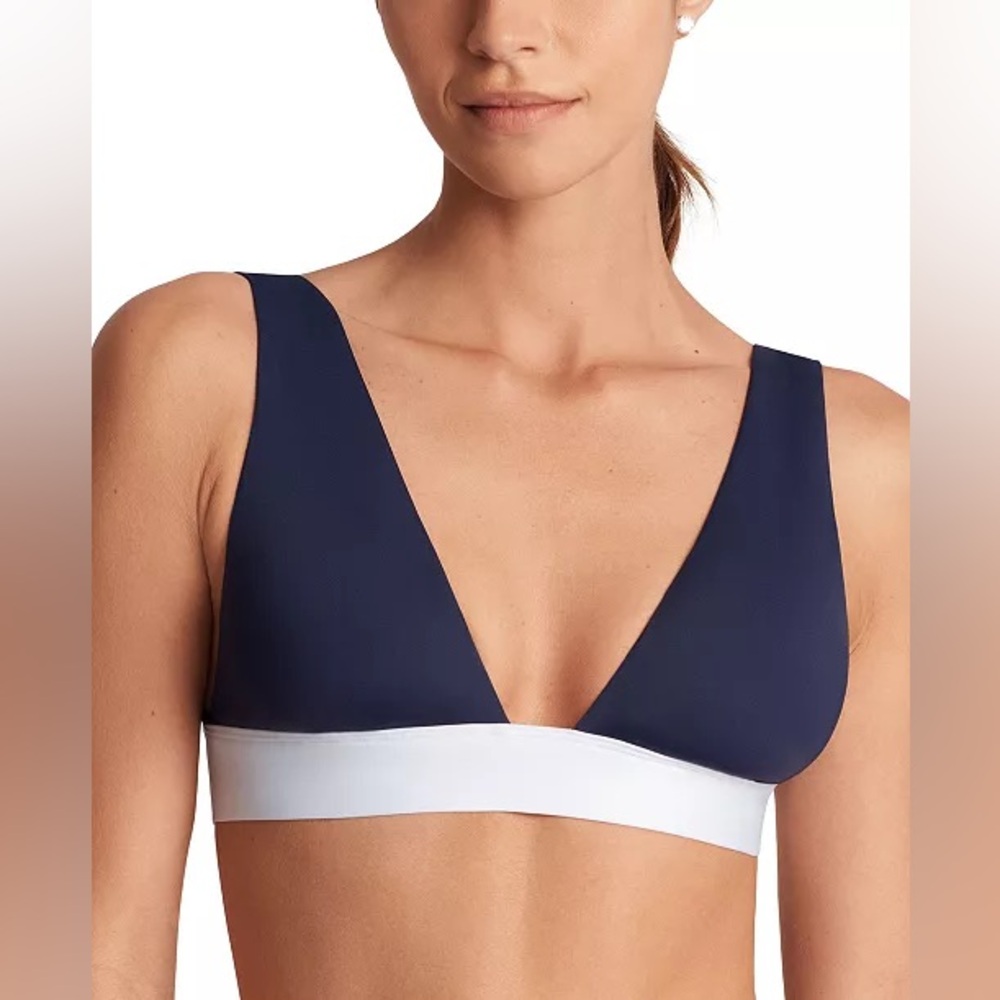 NWT Lauren Ralph Lauren
Women's Banded Modern V-Neck Bikini Top
